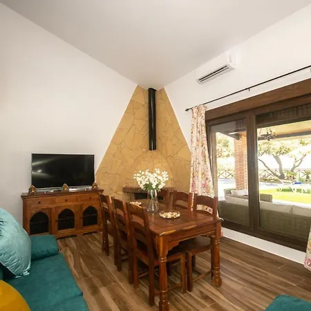 Cubo's El Balcon De Lomas Villa
